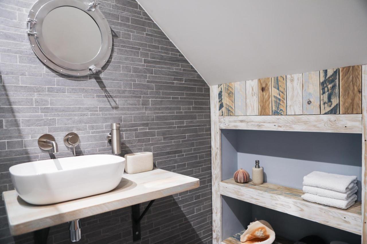 The Harbour Retreat Apartment Birdham Екстериор снимка
